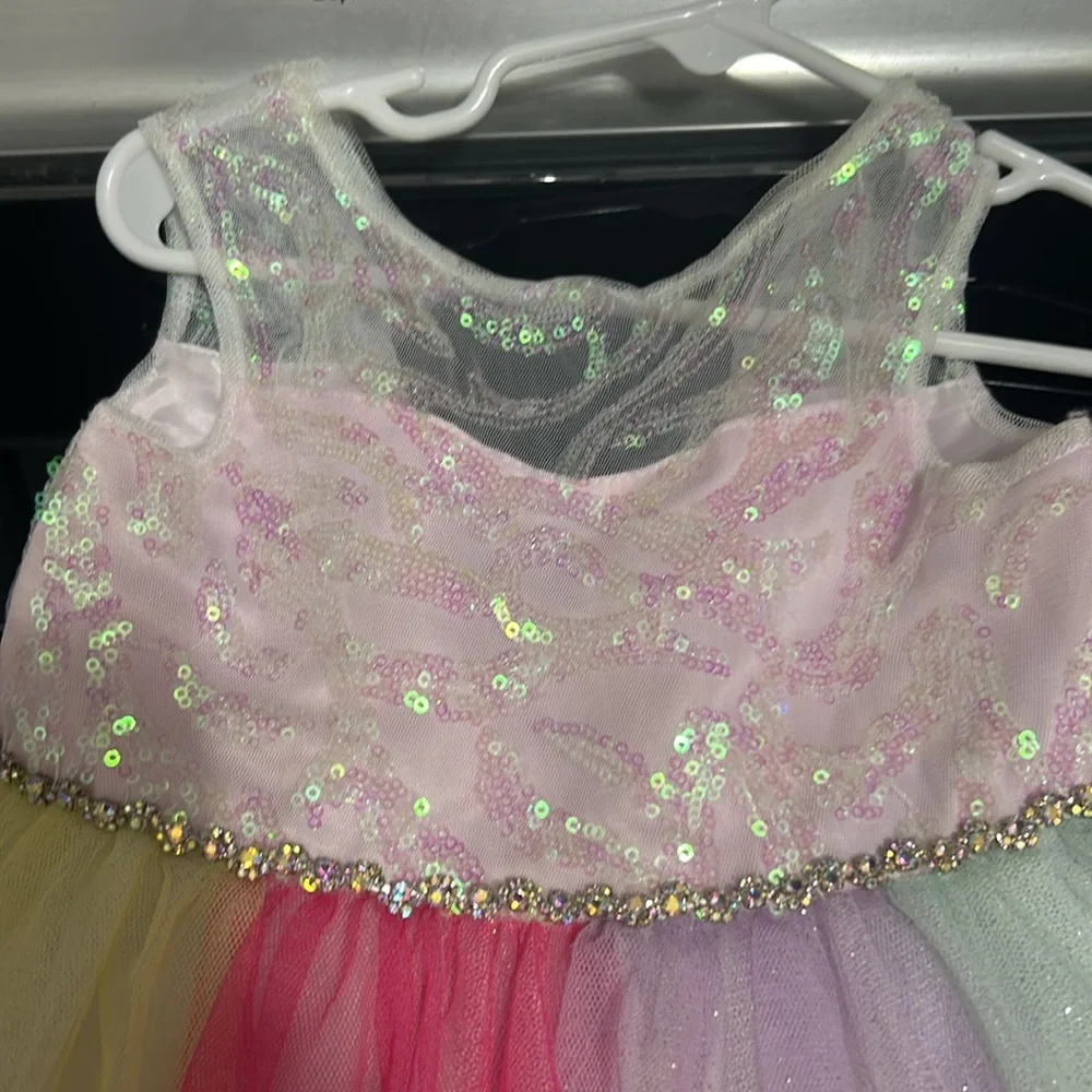 Girls 2T fancy dress rainbow whimsical birthday sequin sparkle tulle tutu